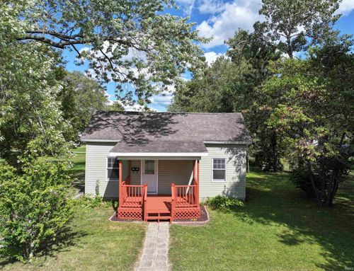 415 S Franklin St, Winamac, IN, 46996-1626 | Card Image