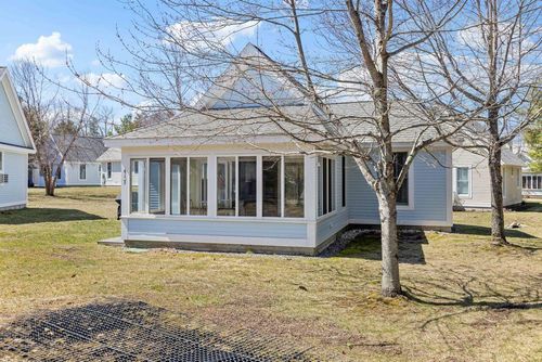 413-454 Post Road, Wells, ME, 04090 | Card Image