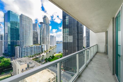 2407-500 Brickell Ave, Miami, FL, 33131-2582 | Card Image