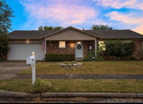 1025 N Hickory Pl, Broken Arrow, OK, 74012-1629 | Card Image