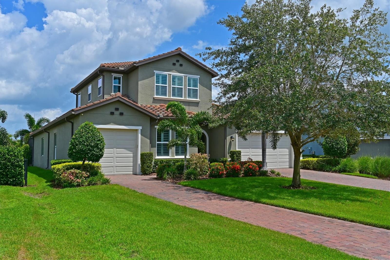 Medley Ter, Bradenton, FL 34211
