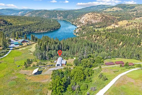 3164 Denney Ranch Way, Kettle Falls, WA, 99141-8873 | Card Image