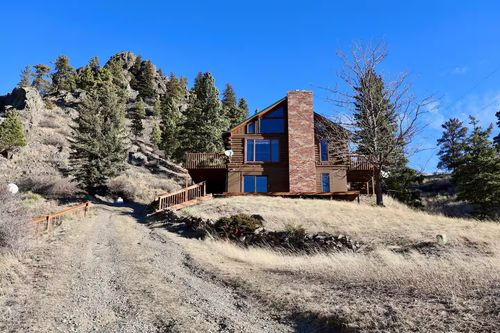 47 Scenic Valley Ln, Cascade, MT, 59421-8452 | Card Image
