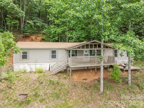 87 Holly Ridge Rd, Candler, NC, 28715-9156 | Card Image