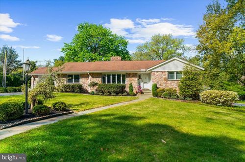 1212 Old Mill Rd, WYOMISSING, PA, 19610-2853 | Card Image