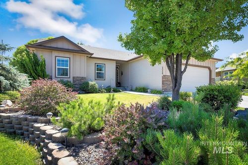 2026 S Sandcrest Loop, Nampa, ID, 83686-9682 | Card Image