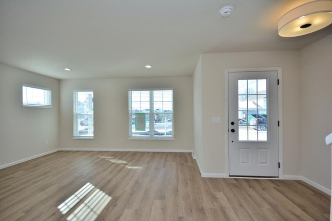 W198N5420 Boxwood Boulevard, House other with 3 bedrooms, 2 bathrooms and null parking in Menomonee Falls WI | Image 11