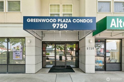 203-9750 Greenwood Ave N, Seattle, WA, 98103-3060 | Card Image