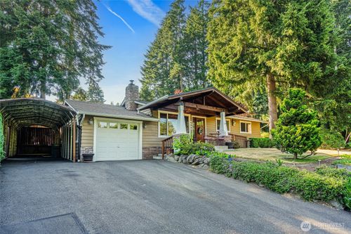 6525 154th Ave Ne, Redmond, WA, 98052-4729 | Card Image