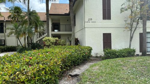 2914-3209 Jog Park Dr, Greenacres, FL, 33467-2015 | Card Image