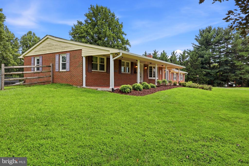 Residential in HARPERS FERRY 5