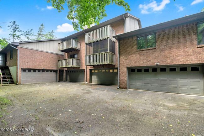 5503 Forest Lake Dr, Condo with 2 bedrooms, 3 bathrooms and null parking in Prospect KY | Image 41