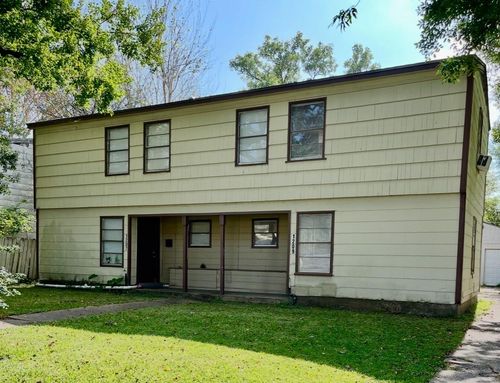 1207 2nd Ave N, Texas City, TX, 77590-7518 | Card Image