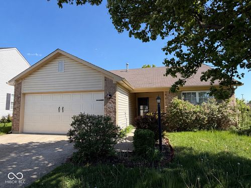 8236 Brambleberry Dr, Indianapolis, IN, 46239-6860 | Card Image