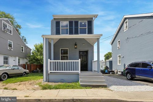 4210 W 7th St, TRAINER, PA, 19061-5053 | Card Image