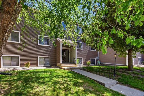 2-6629 Preston Terrace Ct Sw, Cedar Rapids, IA, 52404-5359 | Card Image