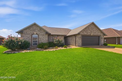 327 Vista Dr, Medina, TN, 38355-6949 | Card Image