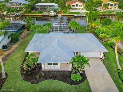 1001 Lindgren Boulevard, House other with 3 bedrooms, 2 bathrooms and null parking in Sanibel FL | Image 1