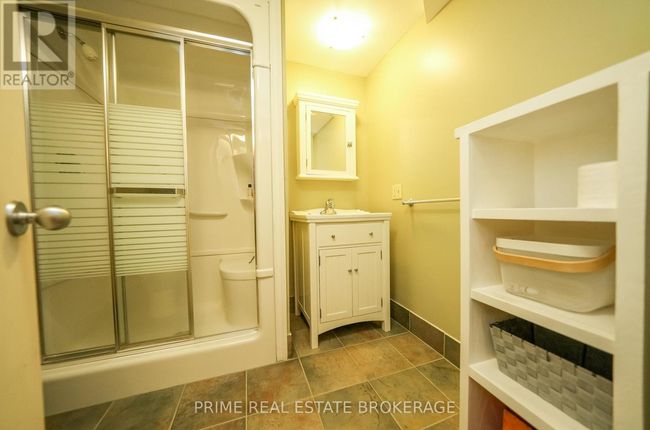 9919 Pinery Lane, House other with 5 bedrooms, 3 bathrooms and 6 parking in Grand Bend ON | Image 29