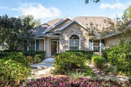137 38th Ct, Vero Beach, FL, 32968-2452 | Card Image