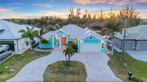 8084 Burwell Cir, Port Charlotte, FL, 33981-3342 | Card Image