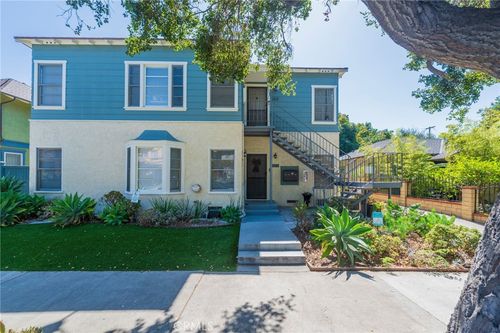 1123 French Street, Santa Ana, CA, 92701 | Card Image