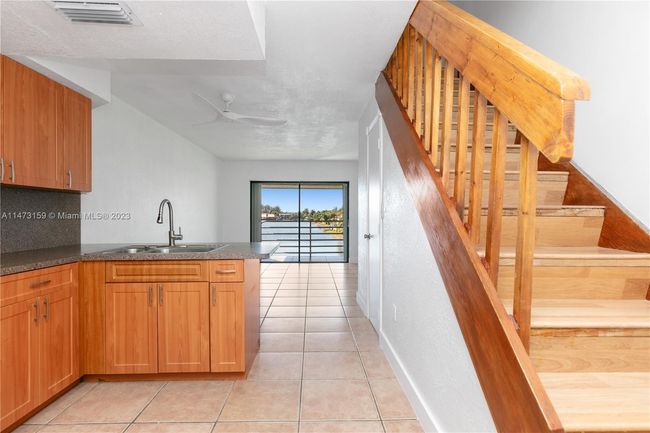 APT-7 - 2790 W 60 Th St, Condo with 2 bedrooms, 2 bathrooms and null parking in Hialeah FL | Image 21