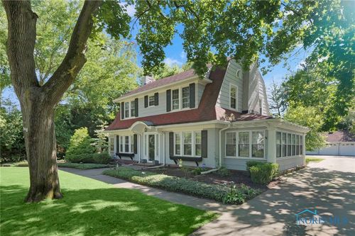 369 Colony Rd, Rossford, OH, 43460-1058 | Card Image