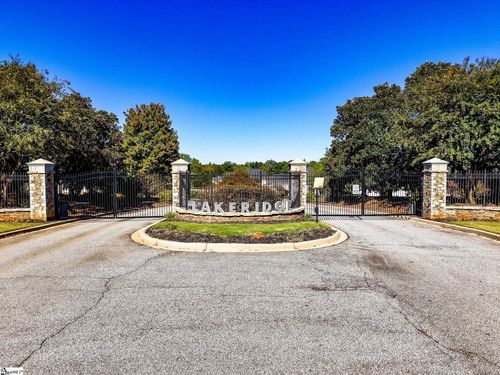 412 Beamer Dr, Anderson, SC, 29621-1182 | Card Image