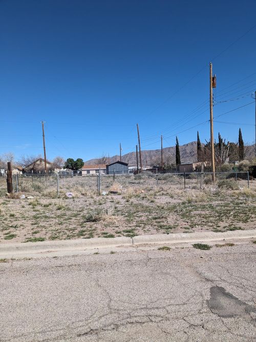 1106 Myrtle Street, Truth or Consequences, NM, 87901 | Card Image