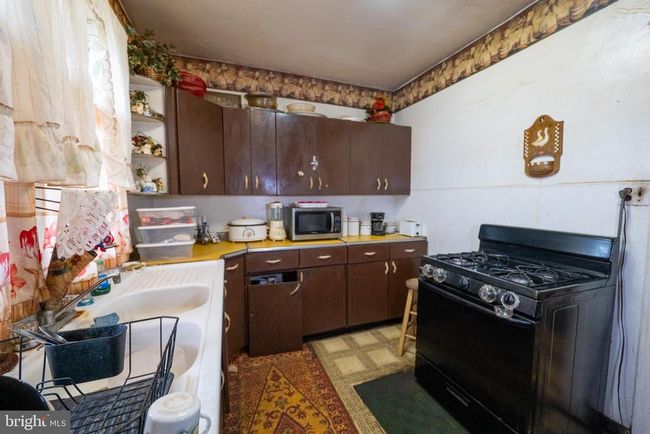 1923 69 Th Ave, Townhouse with 4 bedrooms, 3 bathrooms and null parking in PHILADELPHIA PA | Image 9