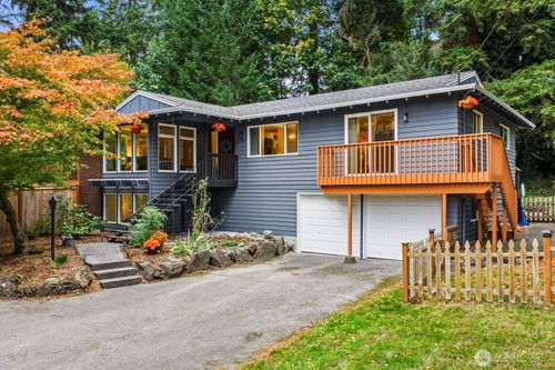 17429 17th Ave W, Lynnwood, WA, 98037-4009 | Card Image