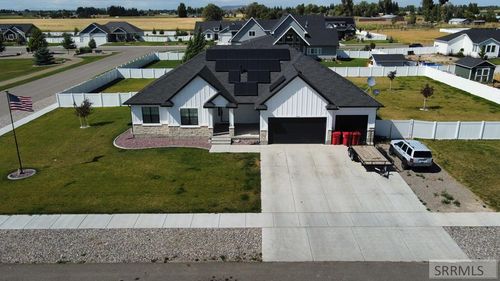 3689 E Autumn Heights Dr, Rigby, ID, 83442-5476 | Card Image