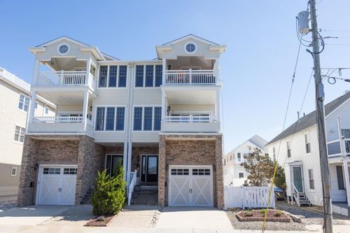 309-309 W 1st Ave, North Wildwood, NJ, 08260-2905 | Card Image