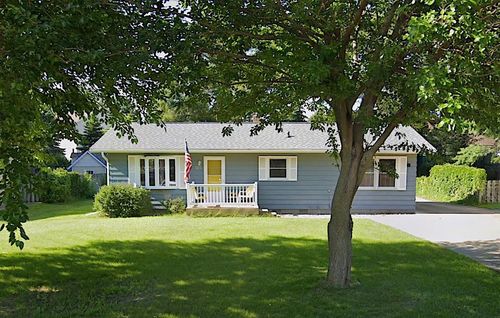 515 Vilas St, Onalaska, WI, 54650-2035 | Card Image