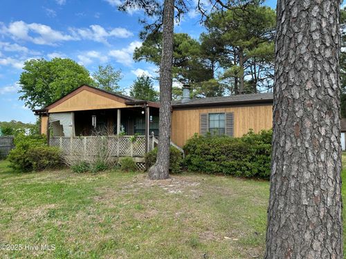 1319 Hibbs Rd, Newport, NC, 28570-7507 | Card Image
