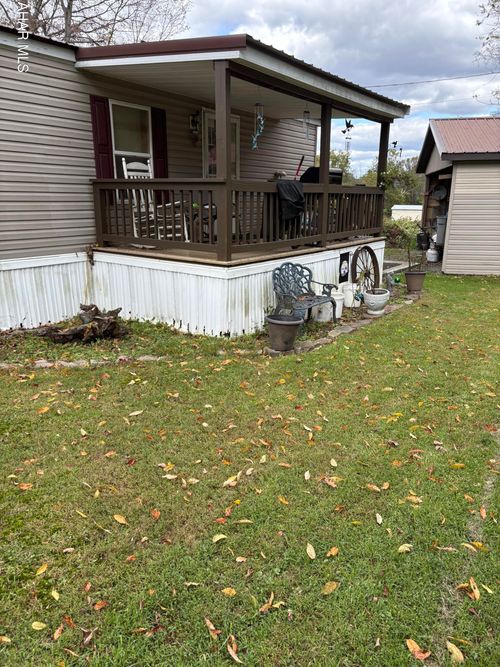 647 Dunnings Creek Rd, New Paris, PA, 15554-8135 | Card Image