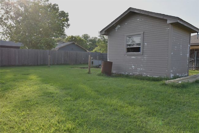 114 Amy Ct, House other with 3 bedrooms, 2 bathrooms and null parking in Collinsville TX | Image 22