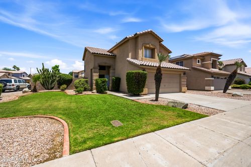 3906 E Kimberly Way, Phoenix, AZ, 85050-6334 | Card Image