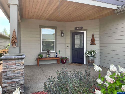 2149 Se Magnolia Ave, Dallas, OR, 97338-7903 | Card Image