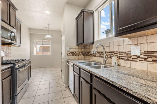 5723 Strand Loop Se, House other with 3 bedrooms, 2 bathrooms and null parking in Albuquerque NM | Image 4