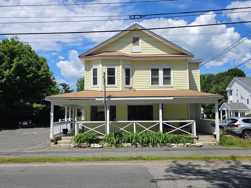 52 Maple St, Northampton, MA, 01062-1281 | Card Image