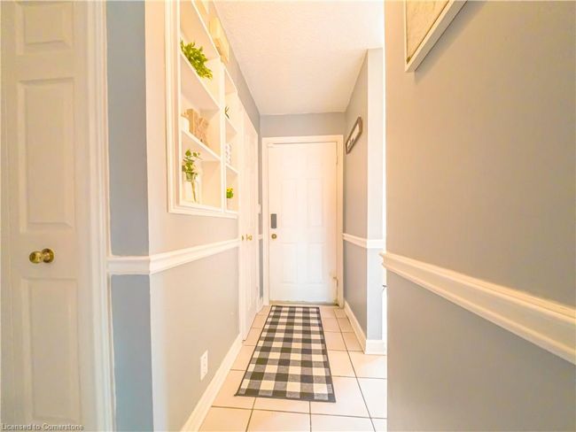 19 - 18 Barry St, Townhouse with 3 bedrooms, 2 bathrooms and 1 parking in Saint Catharines ON | Image 5