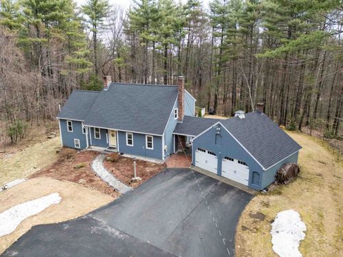 37 Mcgettigan Rd, Milford, NH, 03055-3218 | Card Image