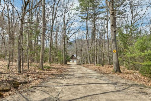 17 Croto Ln, Albany, NH, 03818-7402 | Card Image