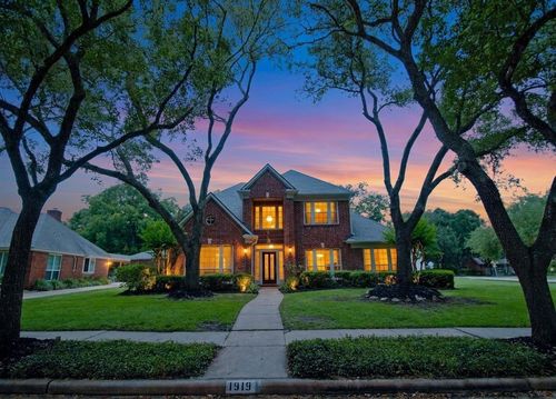 1919 Oakhurst Pkwy, Sugar Land, TX, 77479-3268 | Card Image