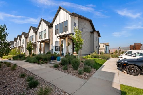3189 N Stardew St, Eagle Mountain, UT, 84005-2405 | Card Image
