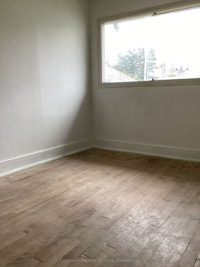 11 Laurentian St, House other with 4 bedrooms, 1 bathrooms and 2 parking in Deep River ON | Image 40
