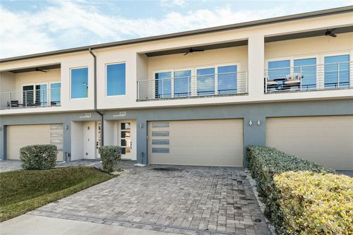 225 6th Ave, INDIALANTIC, FL, 32903-3303 | Card Image