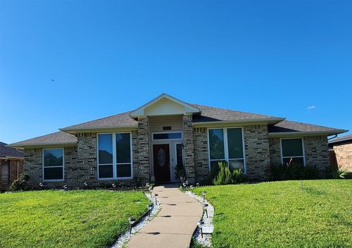 1753 Clydesdale Dr, Lewisville, TX, 75067-3238 | Card Image